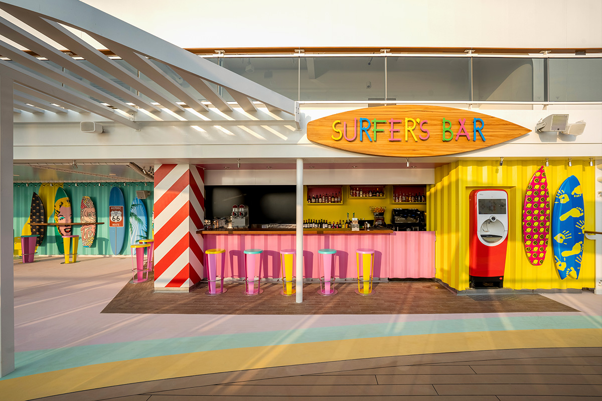 Surfer`s Bar