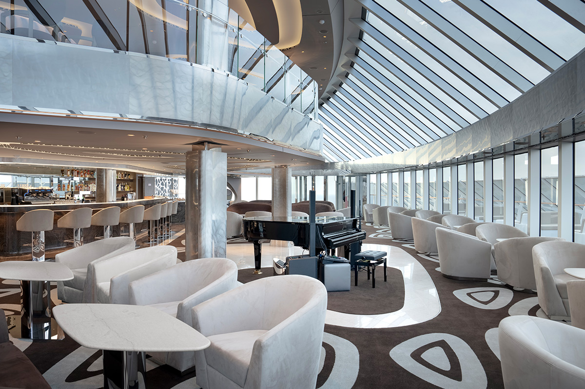 MSC Yacht Club Top Sail lounge